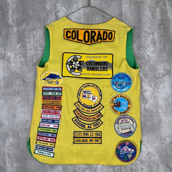 Vintage Camping Travel Vest Adult L Yellow Holiday Ramblers Patches Colorado 70s - Picture 7 of 12